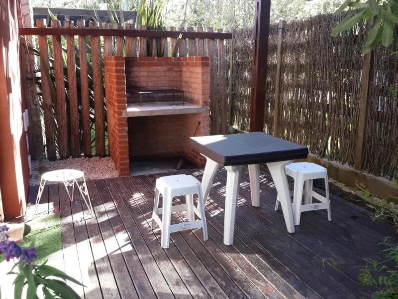 El deck con parrilla de la unidad Arena